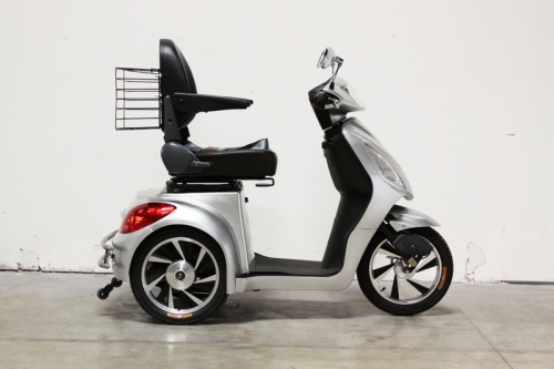 EW 36 Silver Scooter
